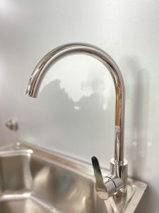 Vòi rửa bát 304 nóng lạnh quay bi SEIDO VB3112